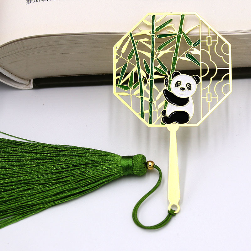 Arab Sarabo Drive out Grand delusion Panda Metal Bookmarks, Fan Shaped Panda Metal Bookmark with Tassel