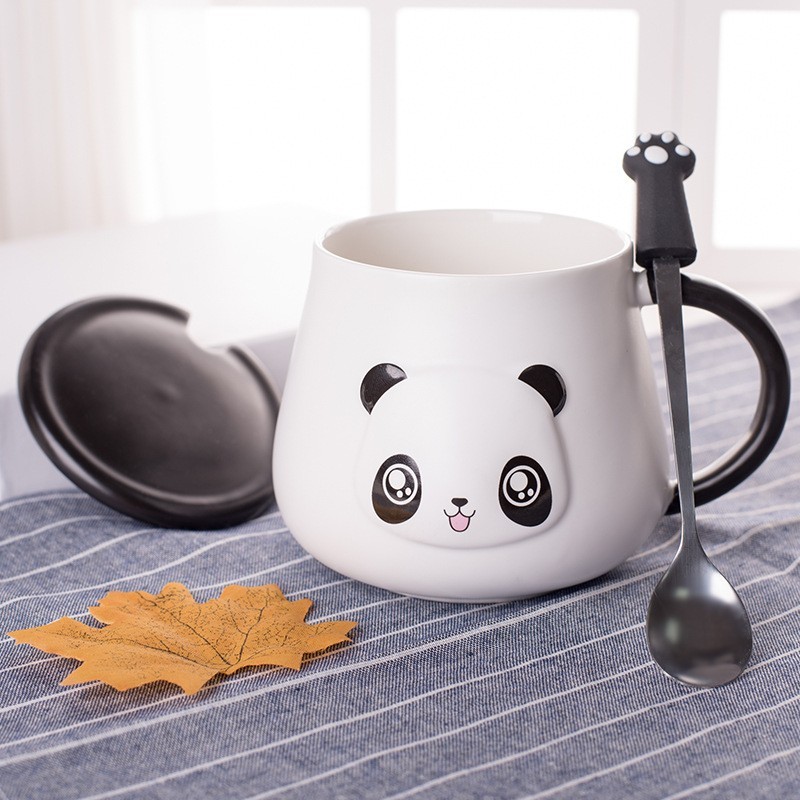 Tazza Lazzy Panda Tazza da caffè in ceramica carina con coperchio e cucchiaio 3D Panda Tazza da caffè Panda 3D Tazza da caffè novità Regali per gli amanti dei panda Donne Gli amici Bambini Ragazze 